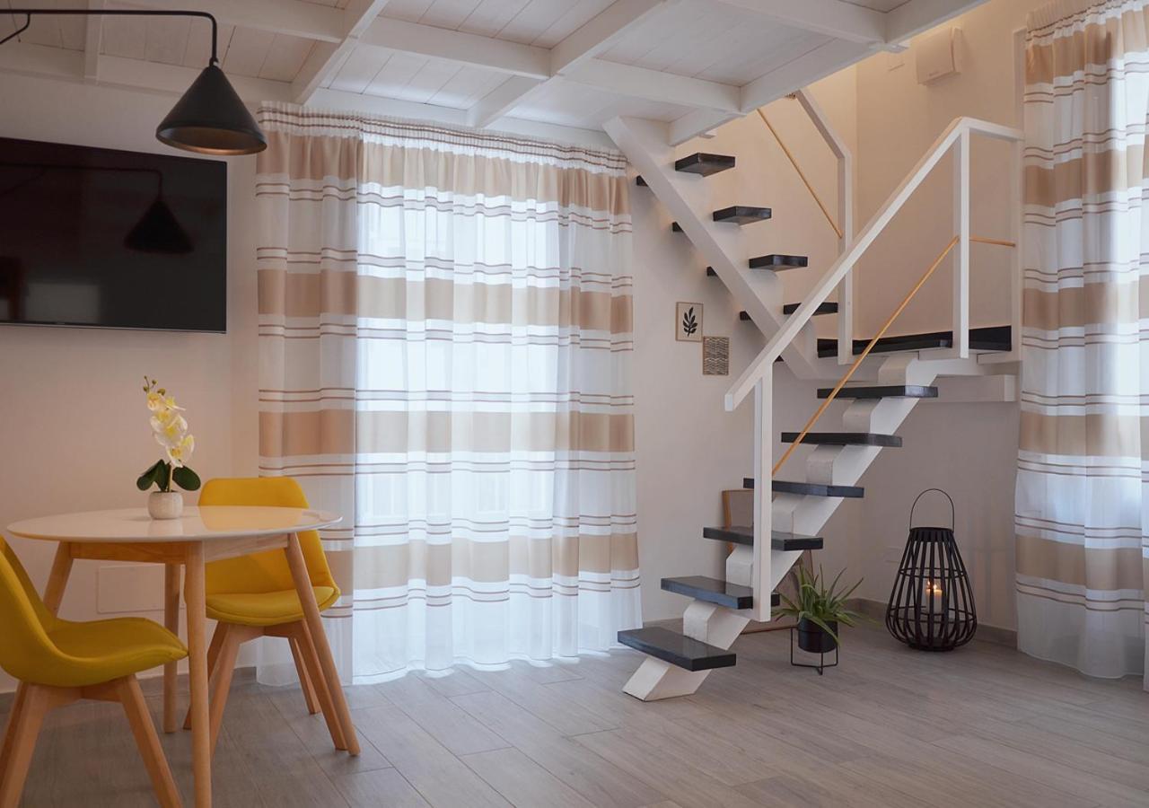 The Court Suites & Spa Taranto Exteriör bild