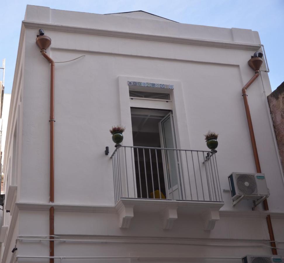 The Court Suites & Spa Taranto Exteriör bild